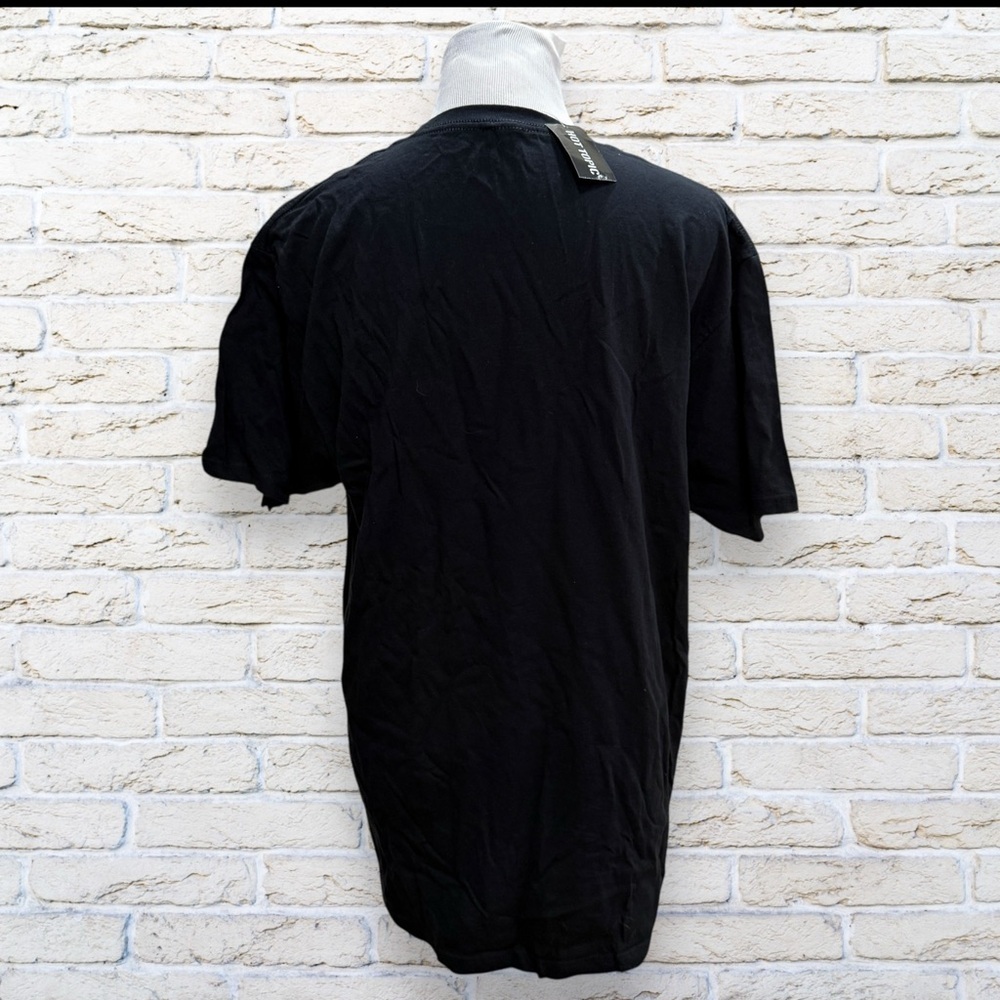 NWT Harry Potter Hogwarts Legacy Black T-Shirt Size Large - Picture 3 of 6